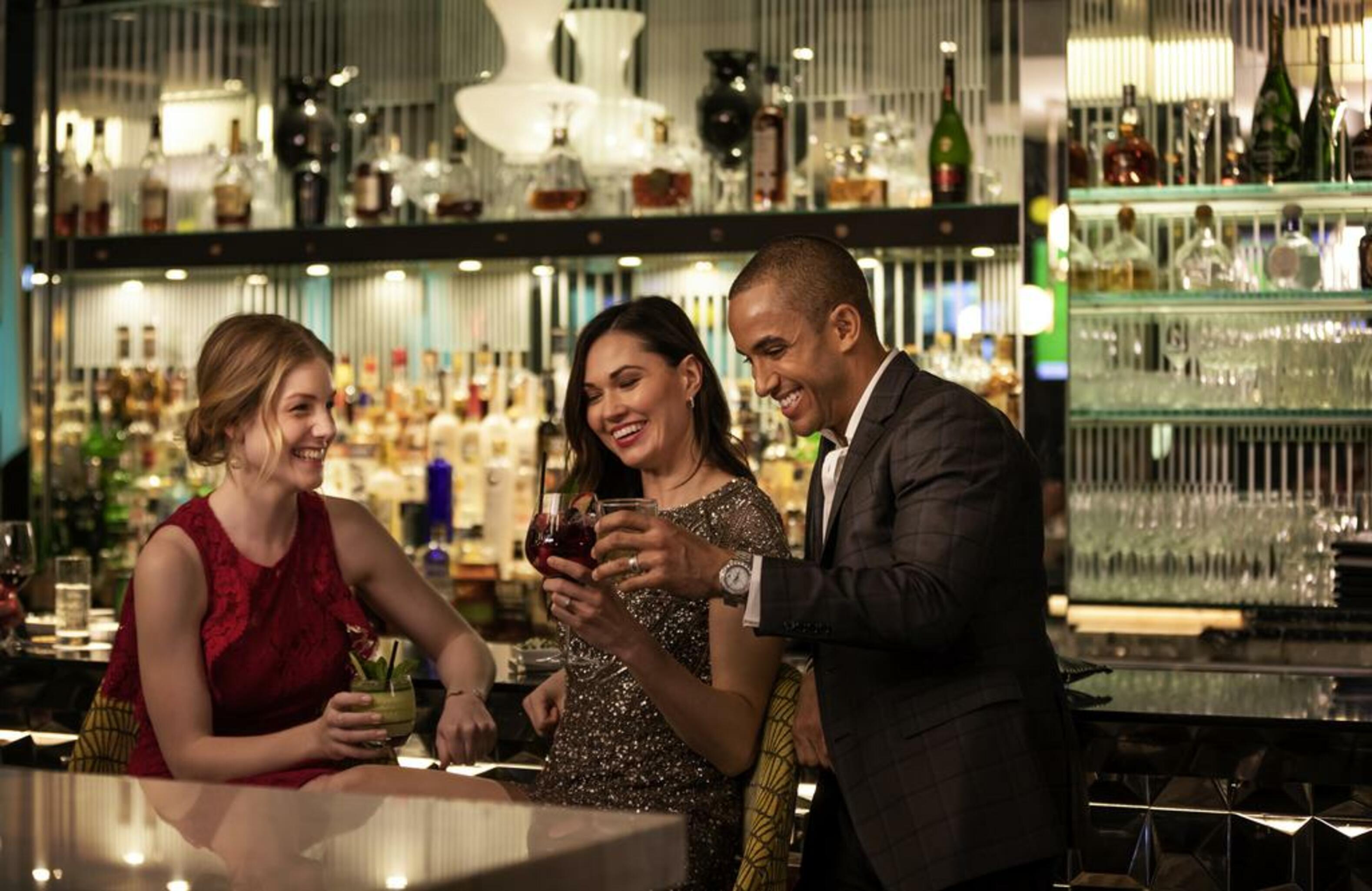 Готель Sofitel Chicago Magnificent Mile Екстер'єр фото The bar at the Ritz-Carlton, Tysons Corner